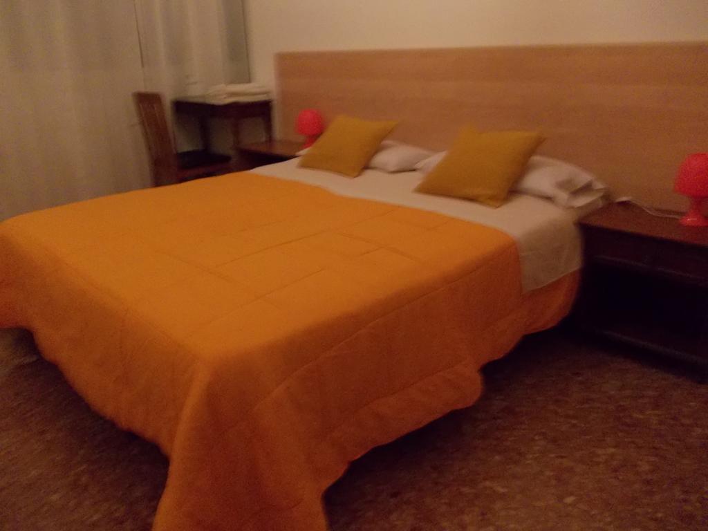 Travellers Lodge Bed & Rooms Treviso Pokoj fotografie